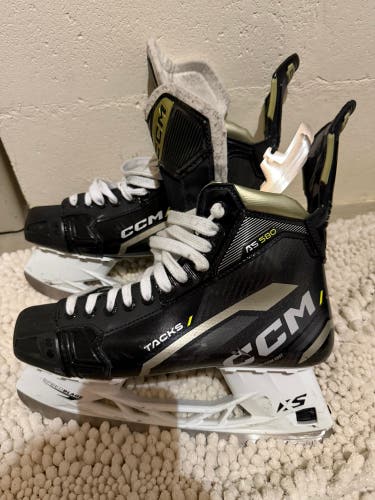 2022 CCM Tacks AS580 Hockey Skates Regular Width 10.5 (Used)