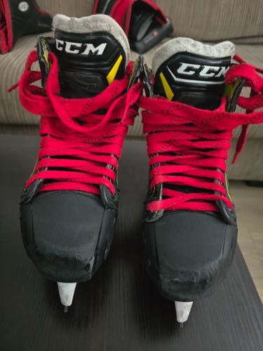 CCM Super Tacks 9380 Hockey Goalie Skates 10 (Used)