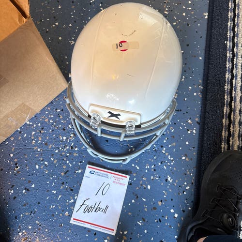 Youth Medium Xenith Helmet (New)