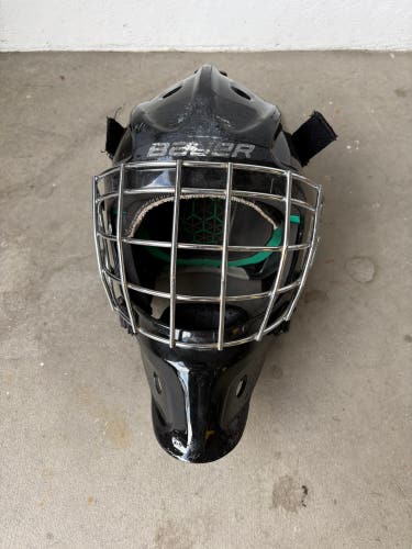 Small Bauer NME4 Helmet (Used)