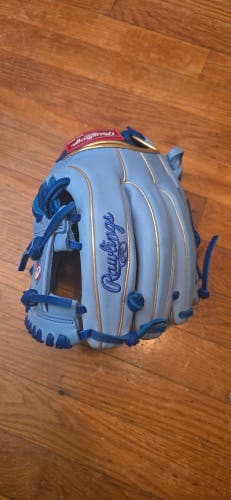 Rawlings RH Infield R9 Baseball Glove 11.25" (Used)