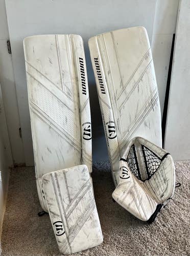 32" Warrior Ritual G6 E+ Regular Goalie Full Set (Used)