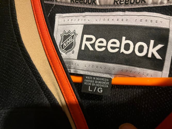 Black Large Men's Reebok Jersey (Used)