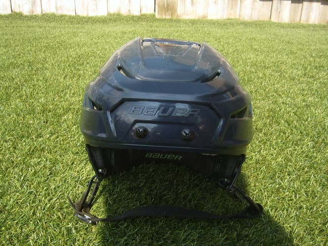Used Good Condition Bauer Hyperlite Hockey Helmet size Senior M/L Navy Color