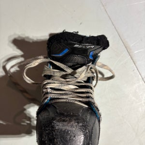 Bauer Nexus 8000 Hockey Skates Regular Width Size 4.5 (Used)