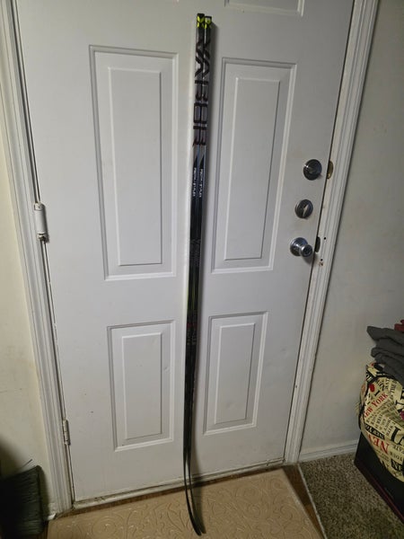 (2 PACK) Bauer Vapor Hyperlite 2 RH P90TM 87 Flex (Like New)