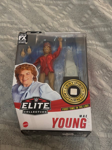 Mae Young WWE Elite Collection Series 81 Action Figure New in Box