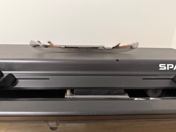 Used Bladetech Runners 254 mm