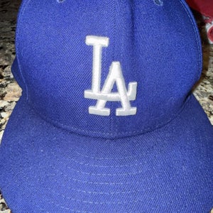 Blue Men's 7 1/8 New Era Hat (Used)