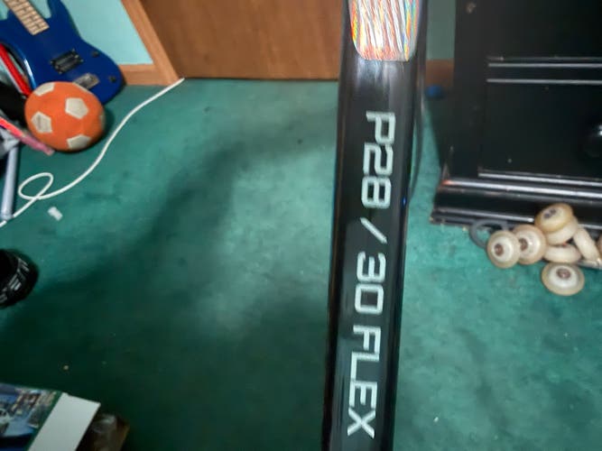 Junior Bauer Nexus Tracer Left Hand Hockey Stick P28 30 Flex (Used)