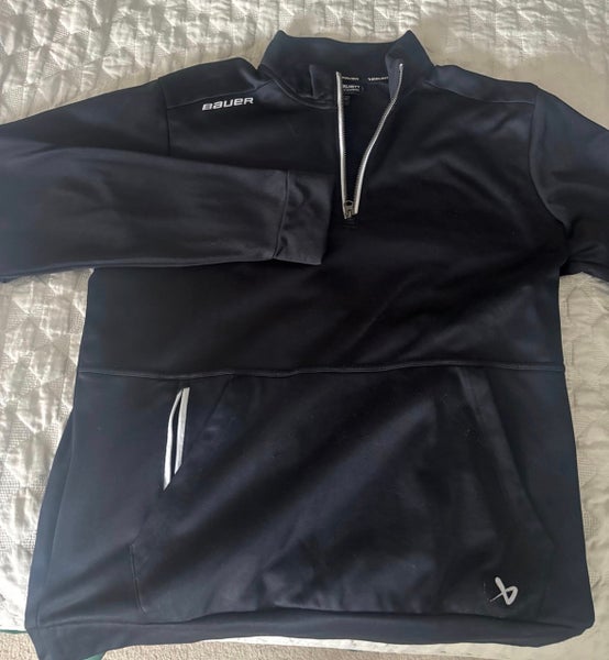 Black Men's XL Bauer Sweatshirt (Used)