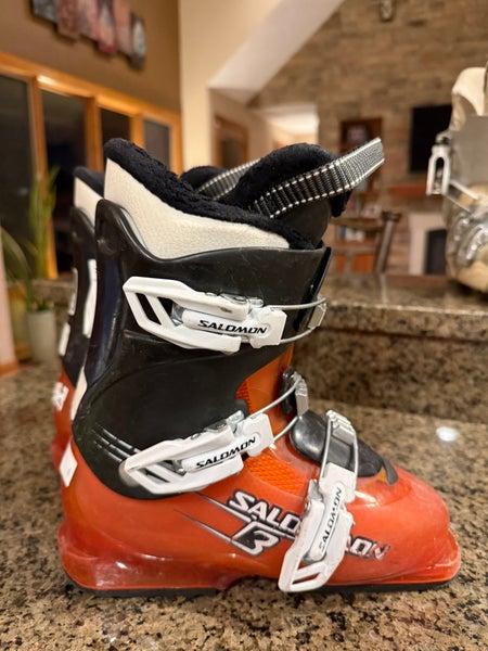 Mondo 22 & 22.5 Unisex Salomon T-3 Jr Alpine Touring Ski Boots Soft Flex (Used)