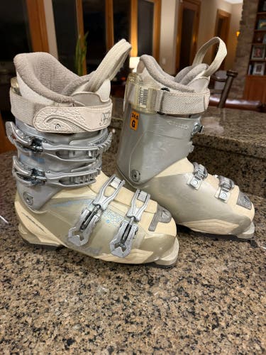 Mondo 24 & 24.5 Women's HEAD Next Edge B.Y.S. 80 Alpine Touring Ski Boots Soft Flex (Used)