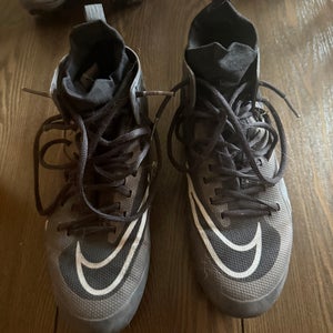 Black Men's Size M 9.0 (W 10.0) Adult Nike Huarache Mid Top Molded Cleats (Used)