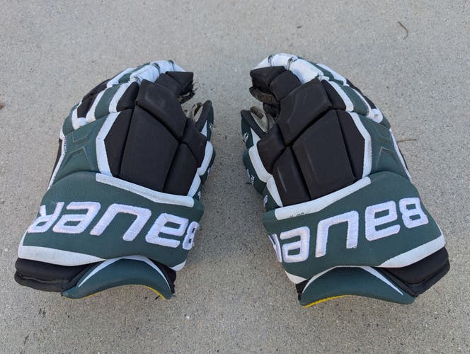 Bauer Supreme TotalOne MX3 Gloves 14" Pro Stock (Used)