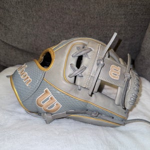 2025 Wilson A2000 1786 RH Baseball Glove 11.5" (New)