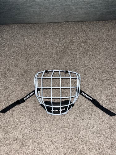 Small Bauer Profile II Facemask (Used)