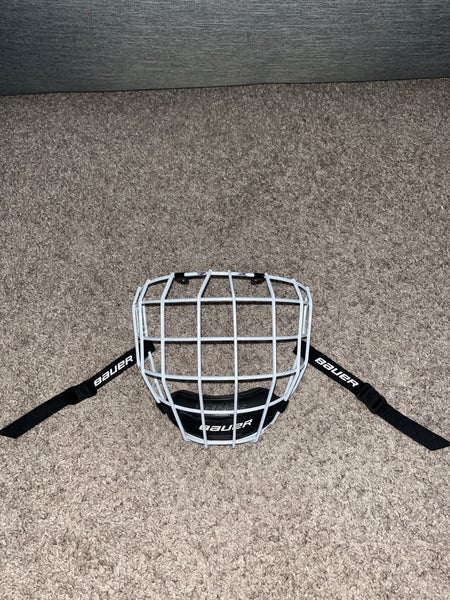 Small Bauer Profile II Facemask (Used)