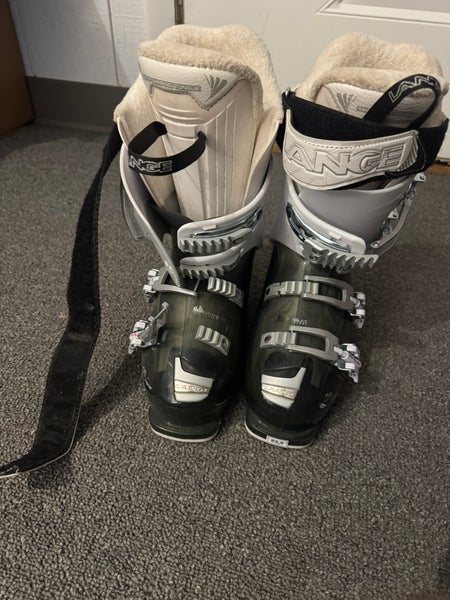 Mondo 23 & 23.5 Women's Lange Ski Boots (Used)