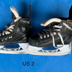 CCM Tacks 9350 Hockey Skates Size 2 (Used)