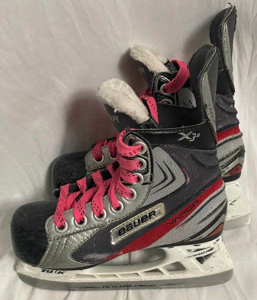 Used Bauer Vapor X3.0 Hockey Skate Youth 11EE