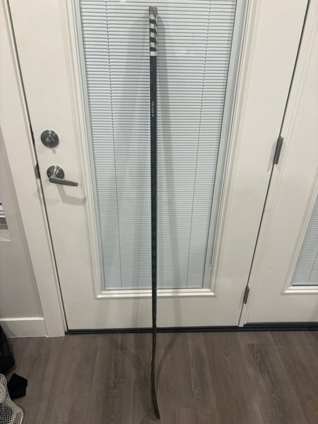 Intermediate ProBlackout Right Handed Hockey Stick P28 65 Flex (Used)