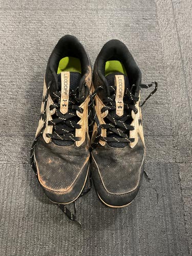 Used Under Armour LEADOFF BB/SB Cleats Black And White Senior 7.5 11614-S000227680