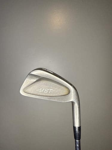 Mizuno MST 4-Iron 22 Dynamic Gold R300U Regular Flex 38.25 NICE