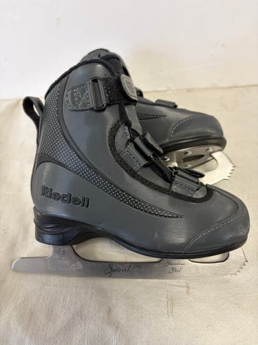 Riedell Figure Skates B Junior 11 (Used)