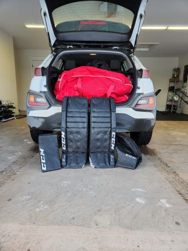 32" CCM E Flex 4.9 Goalie Full Set (Used)