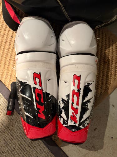 Senior CCM JetSpeed FT4 Pro 14" Shin Pads (Used)