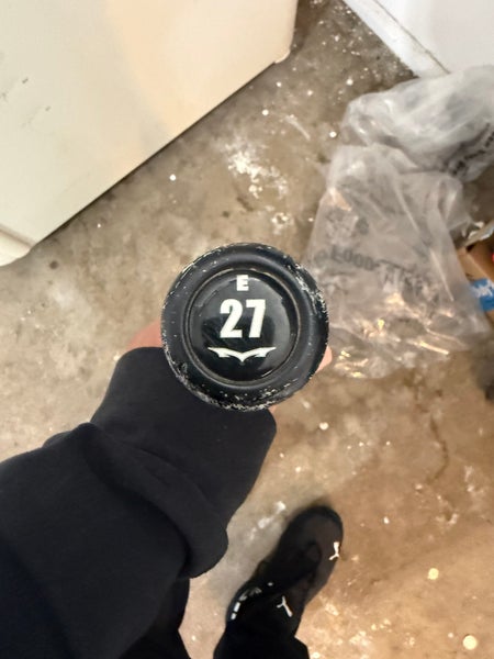 Monsta Black Listed Bat 27 oz 34" (Used)