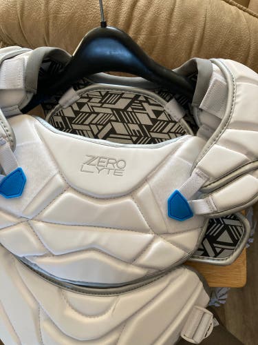 Large Adult True Zerolyte Shoulder Pads (New)