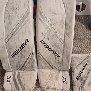 Large Bauer Vapor 2X Goalie Leg Pads & Blocker (Used)