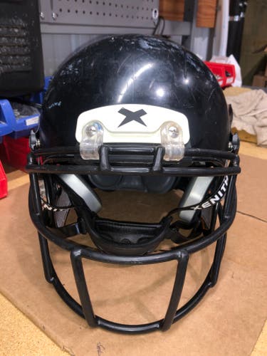 USED XENITH X2E+ YOUTH FOOTBALL HELMET - LARGE - BLACK