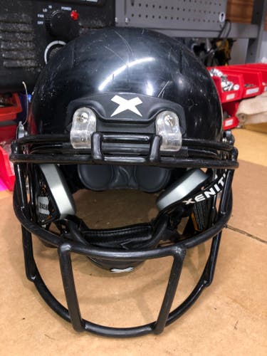 USED XENITH X2E+ YOUTH FOOTBALL HELMET - MEDIUM - BLACK