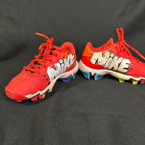 Kid's 11K (Little Kids) Nike Low Top Molded Cleats (Used)