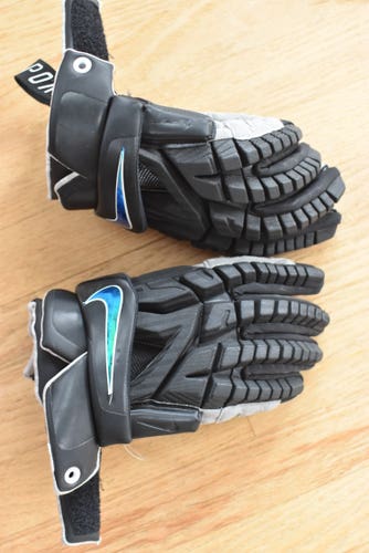 Nike Vapor Premier Lacrosse Gloves Medium (Used)
