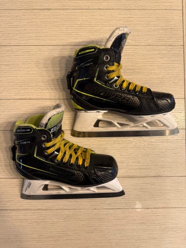 2021 Bauer GSX Hockey Goalie Skates Regular Width Size 2 (Used)