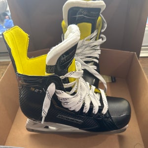 Bauer Supreme S27 Hockey Skates Regular Width Size 5.5 (New)