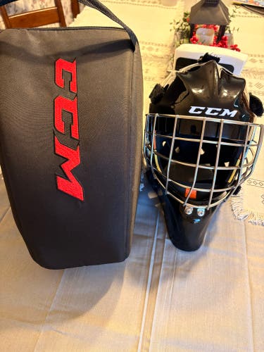 Senior Small 2023 CCM Axis 1.9 Goalie Mask (Used)