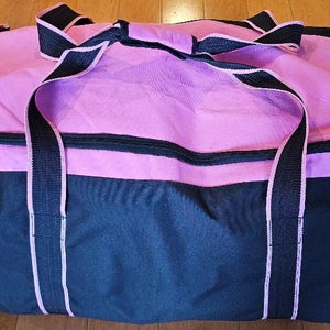 Large Hockey Equipment Bag – Large Capacity – 36"x21"x16" -- Zippered Side Pockets (Used)