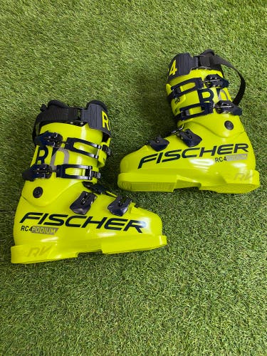 Mondo 25 & 25.5 Fischer RC4 Podium RD 110 Ski Boots Medium Flex (New)