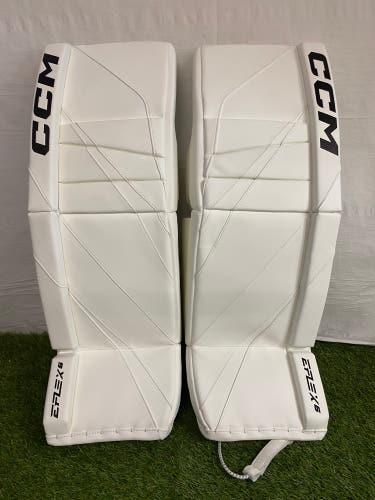 White 34" Senior CCM Extreme Flex 6 Goalie Leg Pads (Used)
