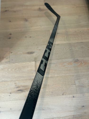 Intermediate CCM Ribcor Trigger 10 Pro Left Hand Hockey Stick P29 55 Flex (New)