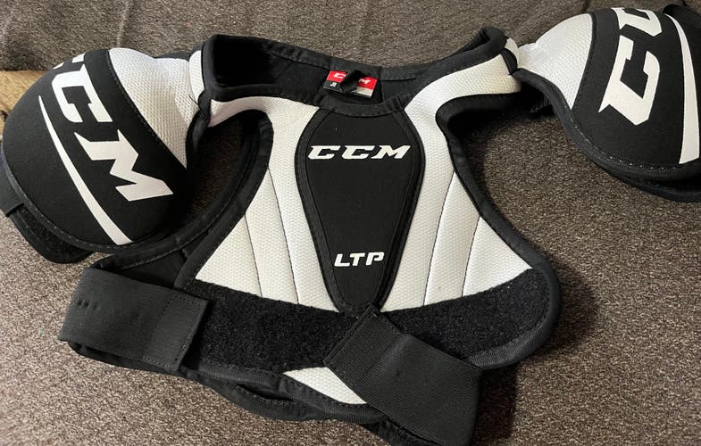 Small Junior CCM LTP Shoulder Pads (Used)