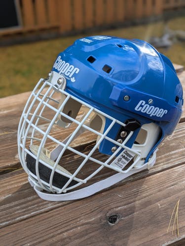 Senior Large Sk2000 Goalie Mask (Used)