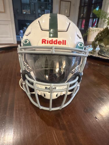 Youth Medium Riddell SpeedFlex With Oakley visor