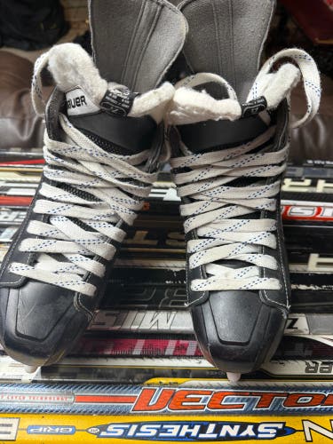 2015 Bauer Nexus 5000 Hockey Skates 7.5 (Used)