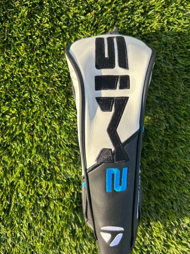 TaylorMade SIM2 Fairway Wood Head Cover (New)